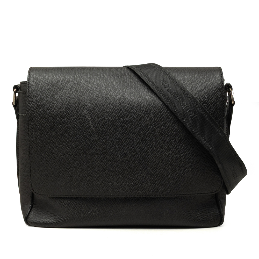 Pre-Loved Louis Vuitton Taiga Roman MM